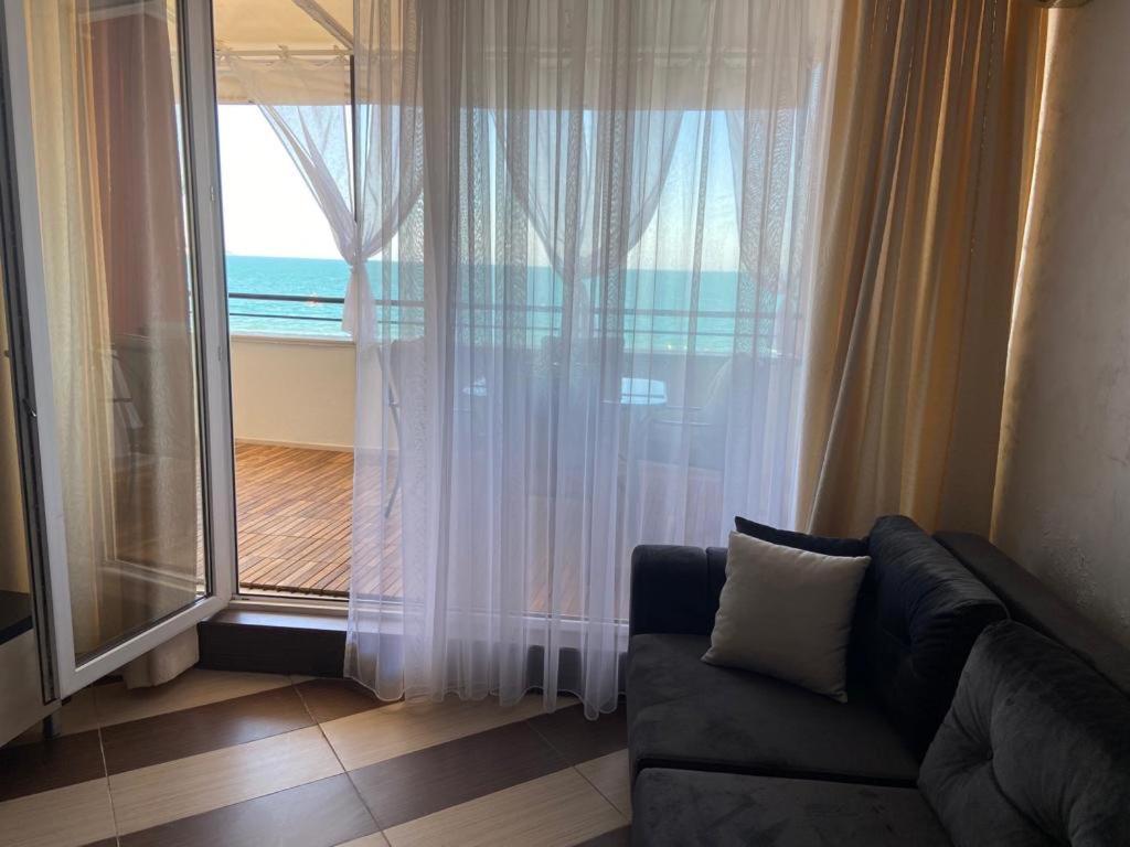 Seaview Heaven Sunny Apartment